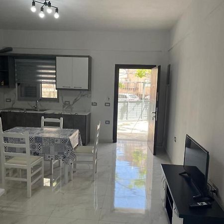 Taku Apartment Sarande Ngoại thất bức ảnh